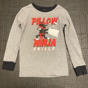 🤎EUC Carters Pillow Ninja Skills, Long Sleeve Pajama Top 4T NOT Flame Resistant